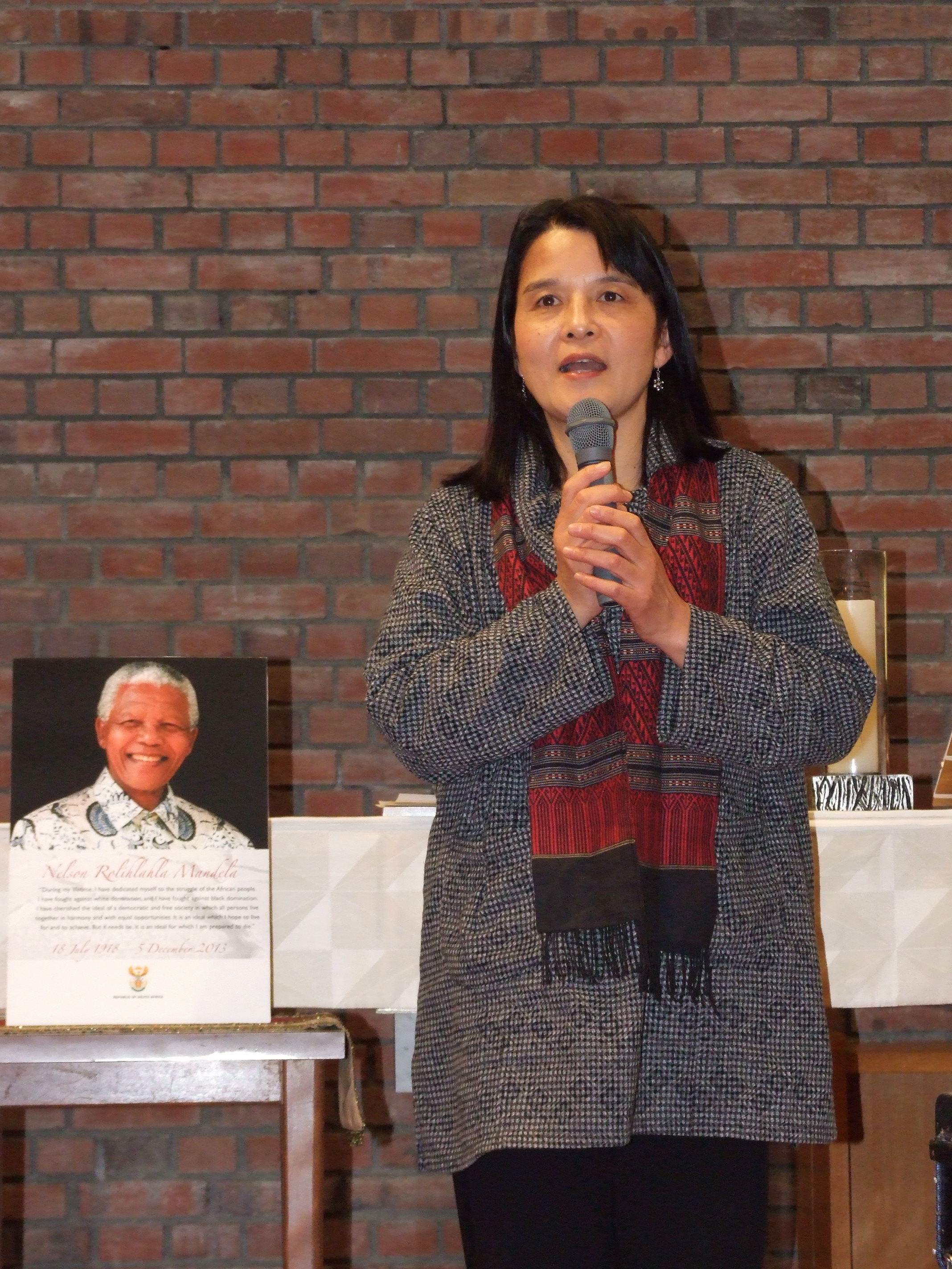 _ Guest speakers included an ex-staffer of the African National Congress (ANC) Tokyo office, Naoko Tsuyama.  _ Guest speakers included an ex-staffer of the African National Congress (ANC) Tokyo office, Naoko Tsuyama.